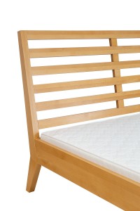 Łóżko bukowe LK 165 120x200 wysoki ażurowy szczyt